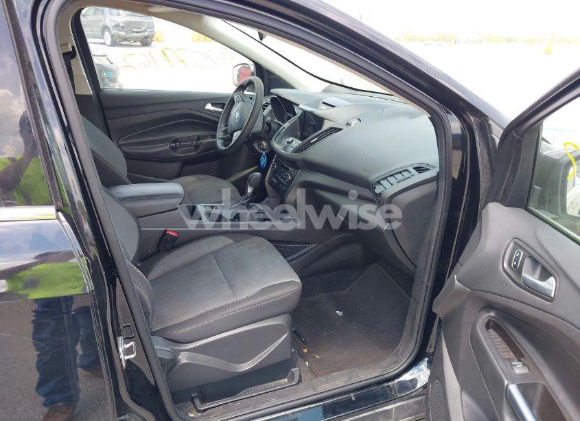 Photo 5 of 2017 Ford Escape SE (VIN 1FMCU0GD4HUC76482)