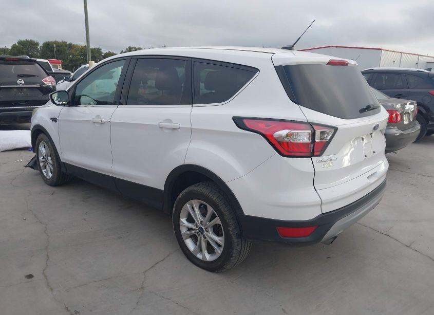 Photo 13 of 2017 Ford Escape SE (VIN 1FMCU0GD4HUC81830)