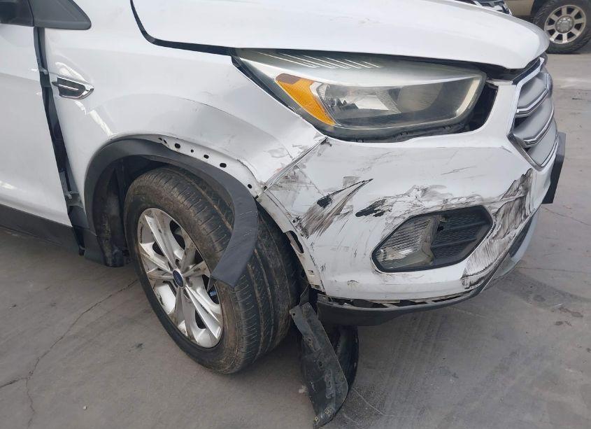 Photo 6 of 2017 Ford Escape SE (VIN 1FMCU0GD4HUC81830)