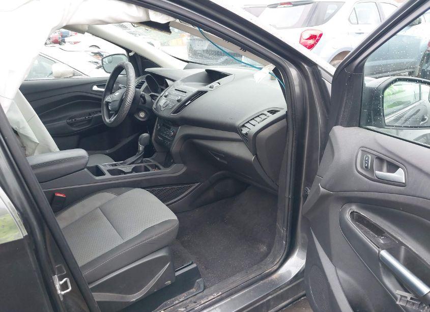 Photo 5 of 2017 Ford Escape SE (VIN 1FMCU0GD4HUC86929)