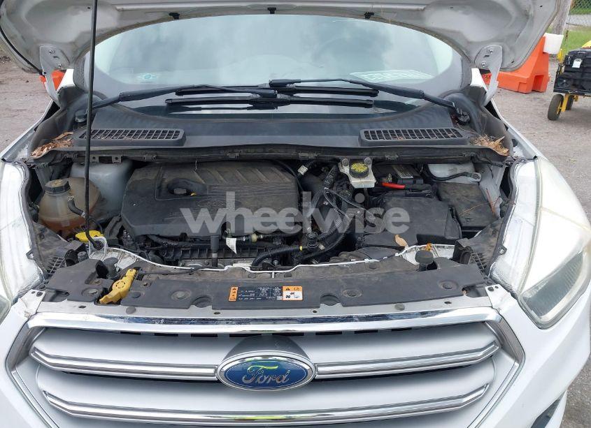 Photo 10 of 2017 Ford Escape SE (VIN 1FMCU0GD4HUC97431)