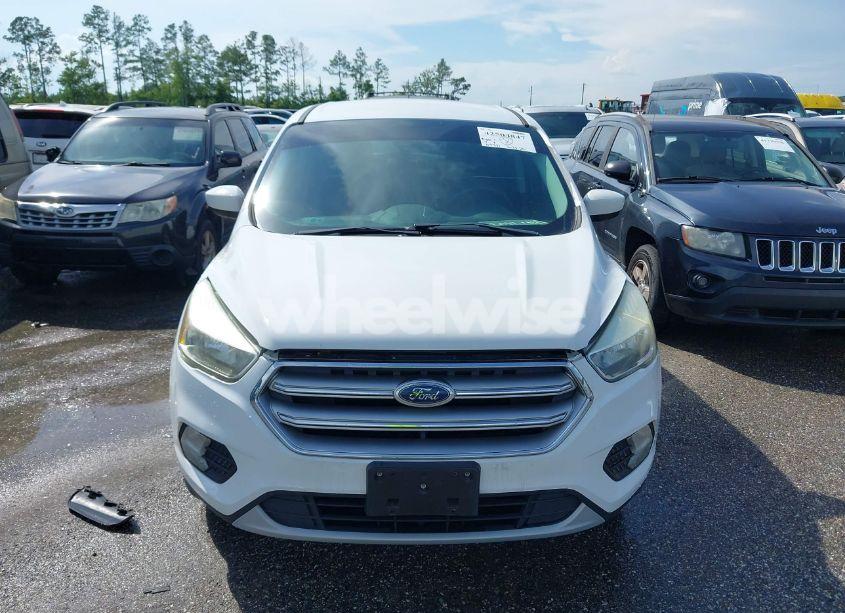 Photo 12 of 2017 Ford Escape SE (VIN 1FMCU0GD4HUC97431)