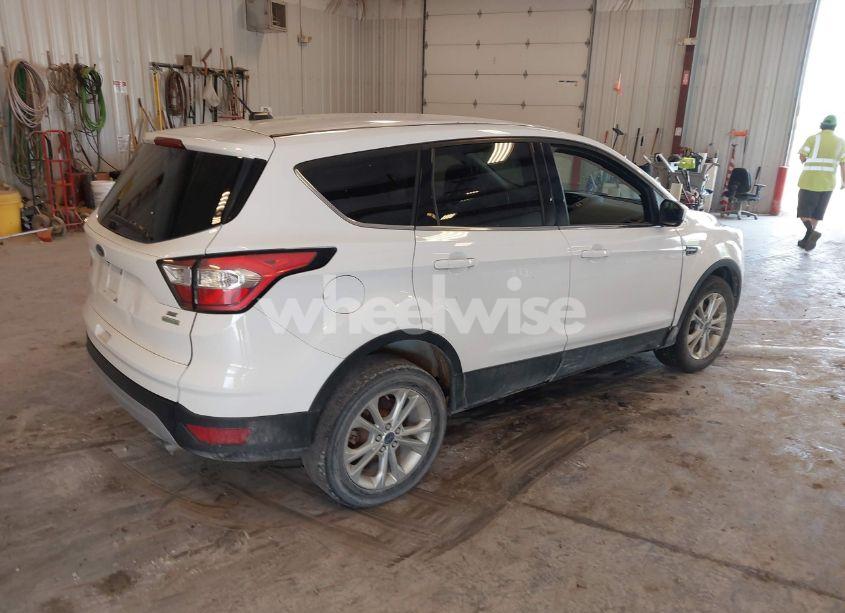 Photo 4 of 2017 Ford Escape SE (VIN 1FMCU0GD4HUE40040)
