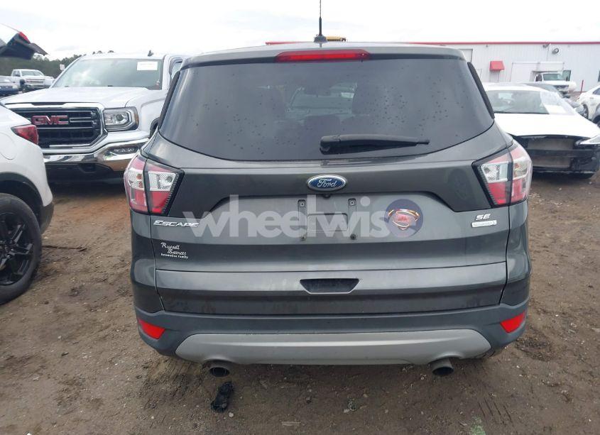 Photo 16 of 2017 Ford Escape SE (VIN 1FMCU0GD4HUE51541)