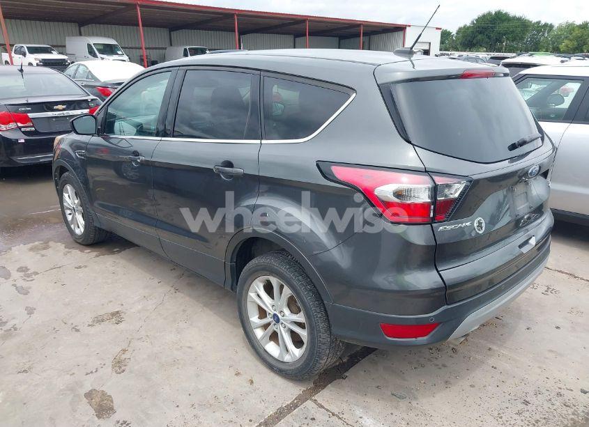 Photo 3 of 2017 Ford Escape SE (VIN 1FMCU0GD4HUE76469)