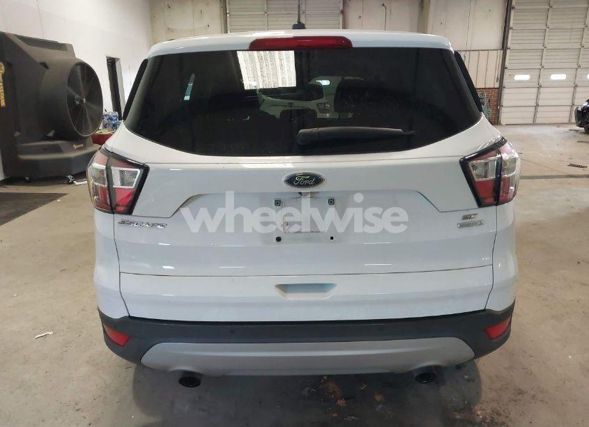 Photo 17 of 2017 Ford Escape SE (VIN 1FMCU0GD4HUE77217)