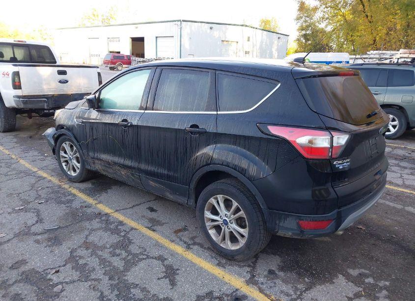 Photo 3 of 2017 Ford Escape SE (VIN 1FMCU0GD4HUE93272)