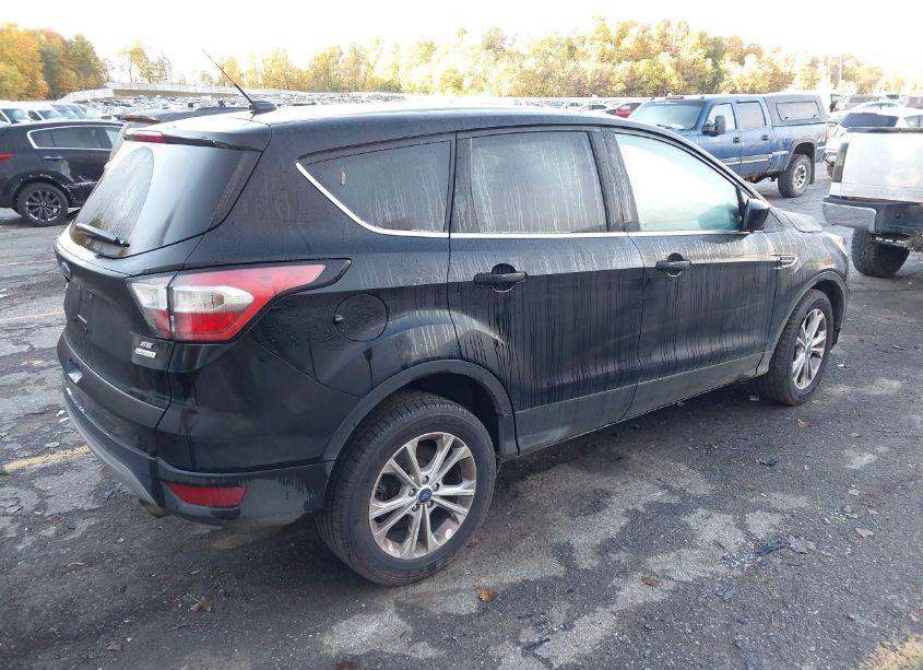 Photo 4 of 2017 Ford Escape SE (VIN 1FMCU0GD4HUE93272)