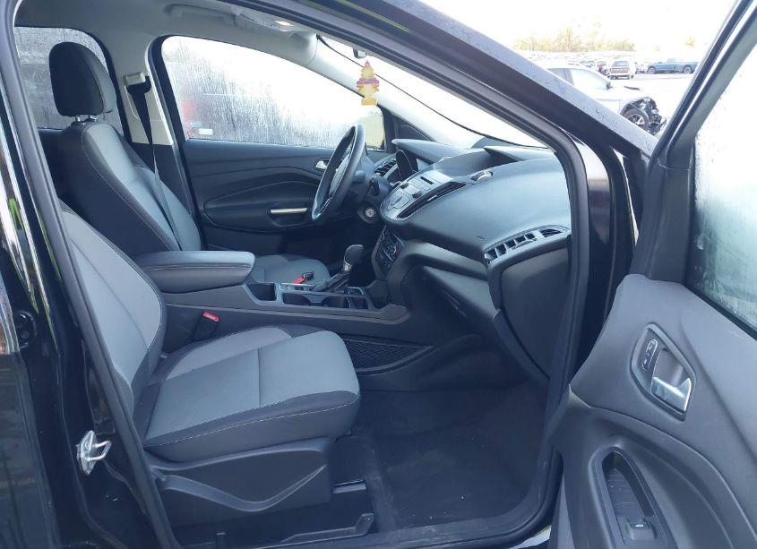 Photo 5 of 2017 Ford Escape SE (VIN 1FMCU0GD4HUE93272)