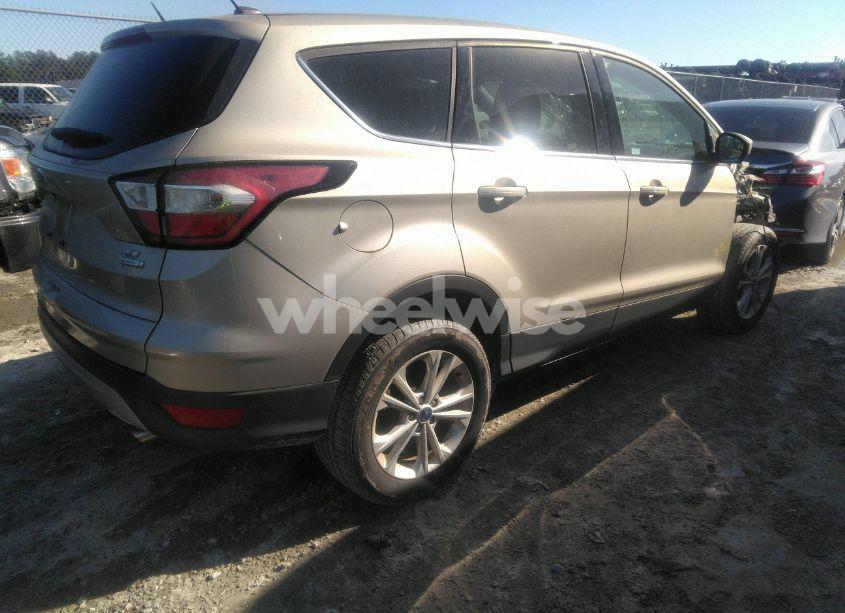 Photo 4 of 2017 Ford Escape SE (VIN 1FMCU0GD4HUE97659)