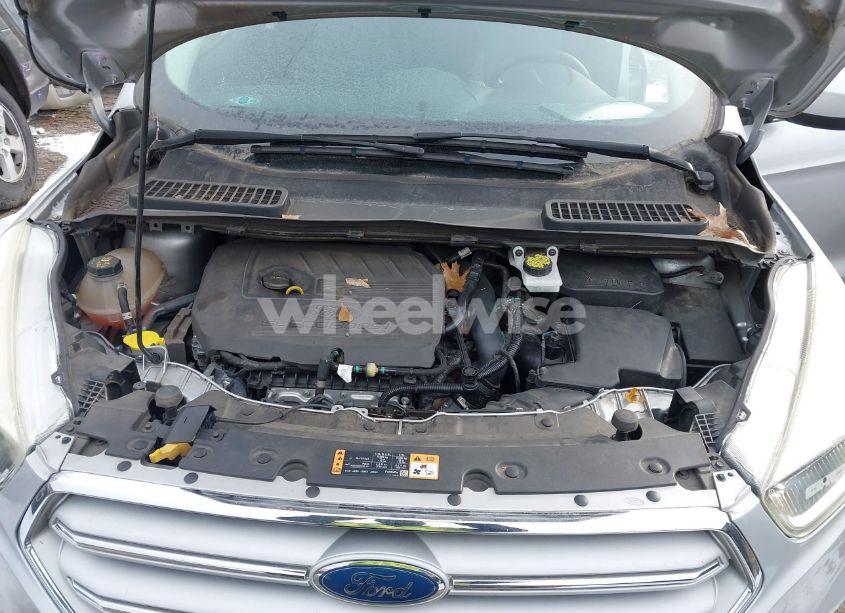Photo 10 of 2018 Ford Escape SE (VIN 1FMCU0GD4JUA65708)