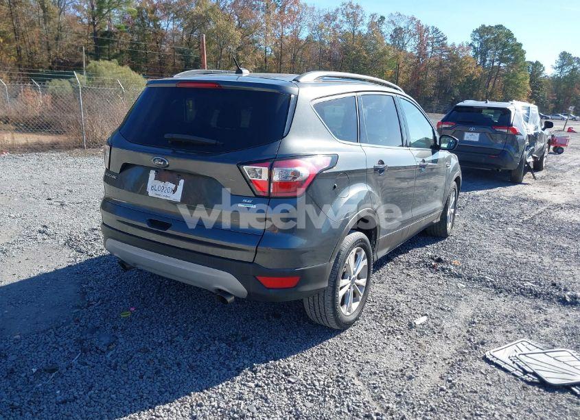 Photo 4 of 2018 Ford Escape SE (VIN 1FMCU0GD4JUA65742)
