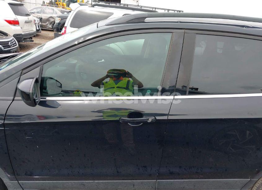 Photo 14 of 2018 Ford Escape SE (VIN 1FMCU0GD4JUA84534)