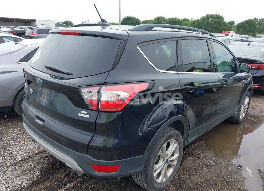 Photo 4 of 2018 Ford Escape SE (VIN 1FMCU0GD4JUA84534)