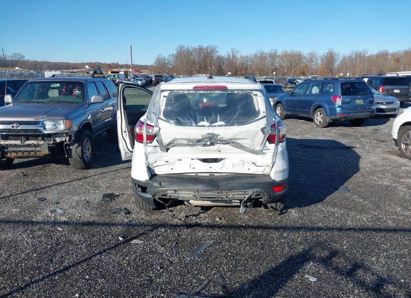 Photo 16 of 2018 Ford Escape SE (VIN 1FMCU0GD4JUA94478)