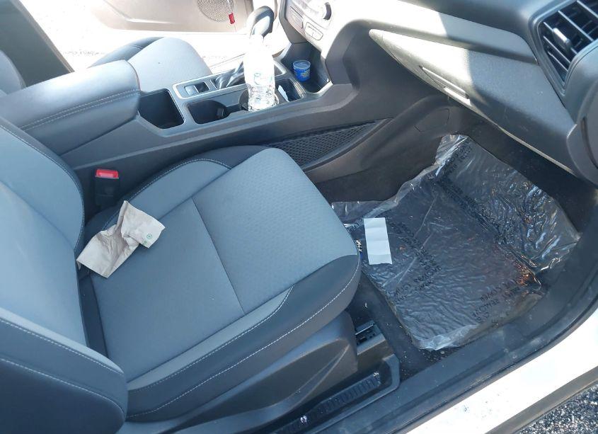 Photo 5 of 2018 Ford Escape SE (VIN 1FMCU0GD4JUA94478)