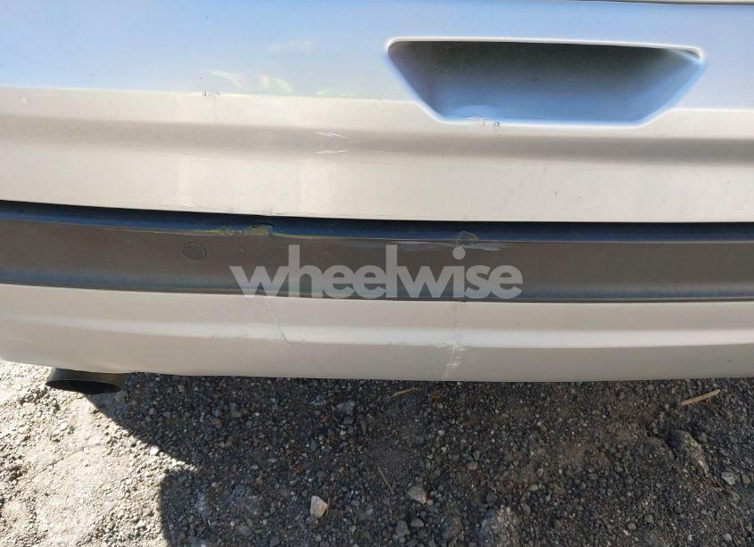 Photo 17 of 2018 Ford Escape SE (VIN 1FMCU0GD4JUC12707)