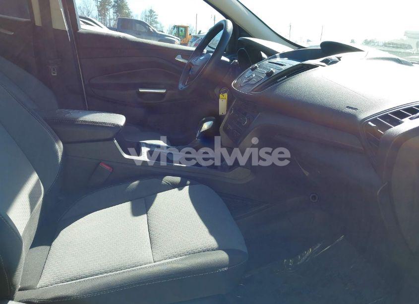 Photo 5 of 2018 Ford Escape SE (VIN 1FMCU0GD4JUC12707)