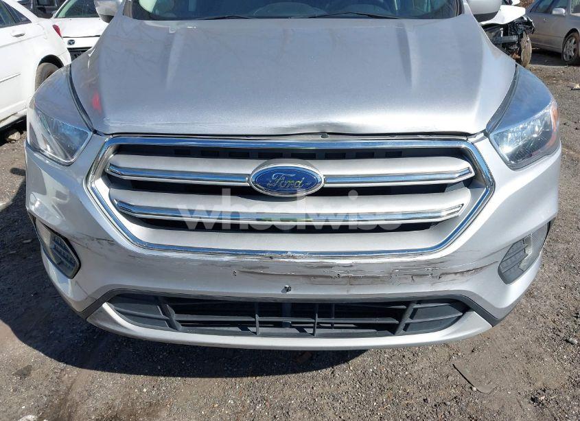 Photo 6 of 2018 Ford Escape SE (VIN 1FMCU0GD4JUC12707)