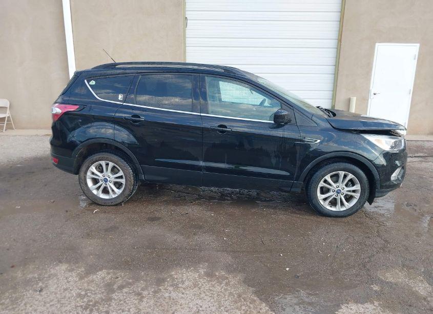 Photo 13 of 2018 Ford Escape SE (VIN 1FMCU0GD4JUC90582)
