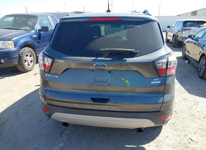 Photo 16 of 2018 Ford Escape SE (VIN 1FMCU0GD4JUD23323)