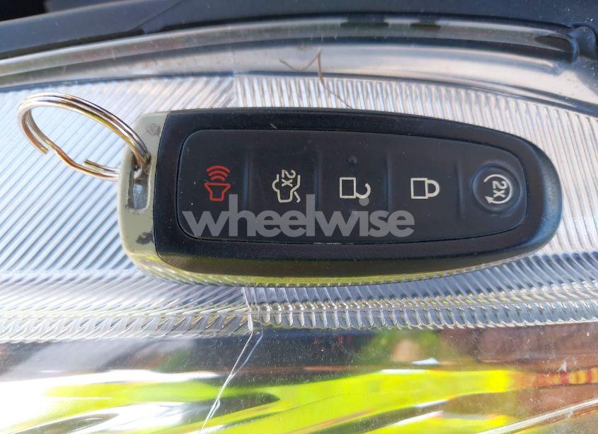 Photo 11 of 2019 Ford Escape SE (VIN 1FMCU0GD4KUA12489)