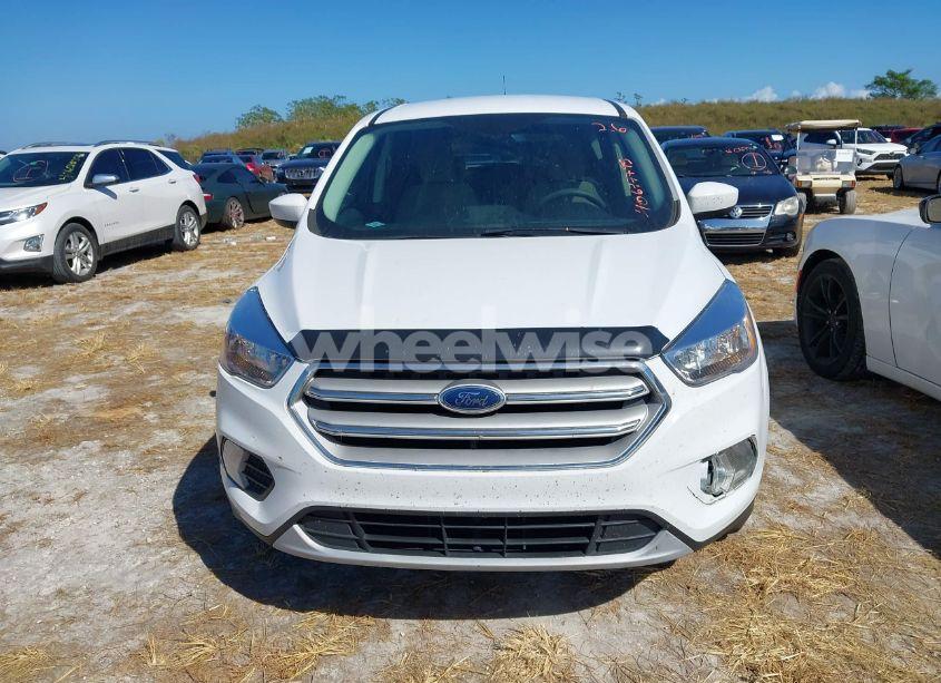 Photo 6 of 2019 Ford Escape SE (VIN 1FMCU0GD4KUA12489)