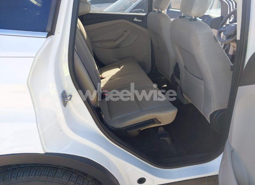 Photo 8 of 2019 Ford Escape SE (VIN 1FMCU0GD4KUA12489)