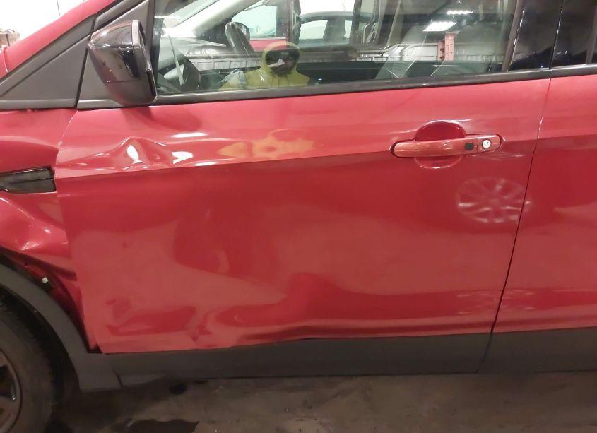 Photo 19 of 2019 Ford Escape SE (VIN 1FMCU0GD4KUA13495)