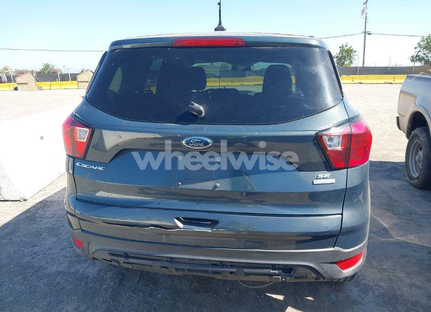 Photo 17 of 2019 Ford Escape SE (VIN 1FMCU0GD4KUA63989)