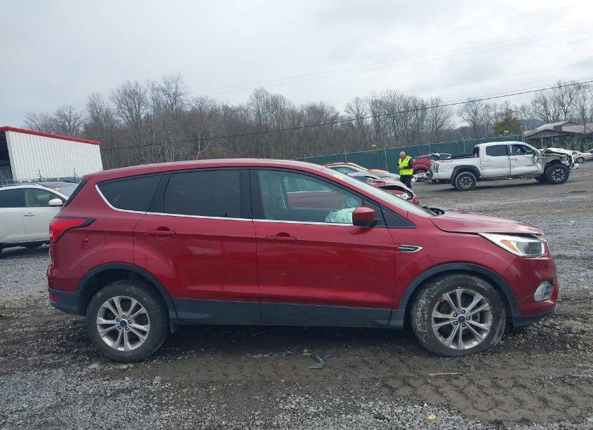 Photo 14 of 2019 Ford Escape SE (VIN 1FMCU0GD4KUA89900)