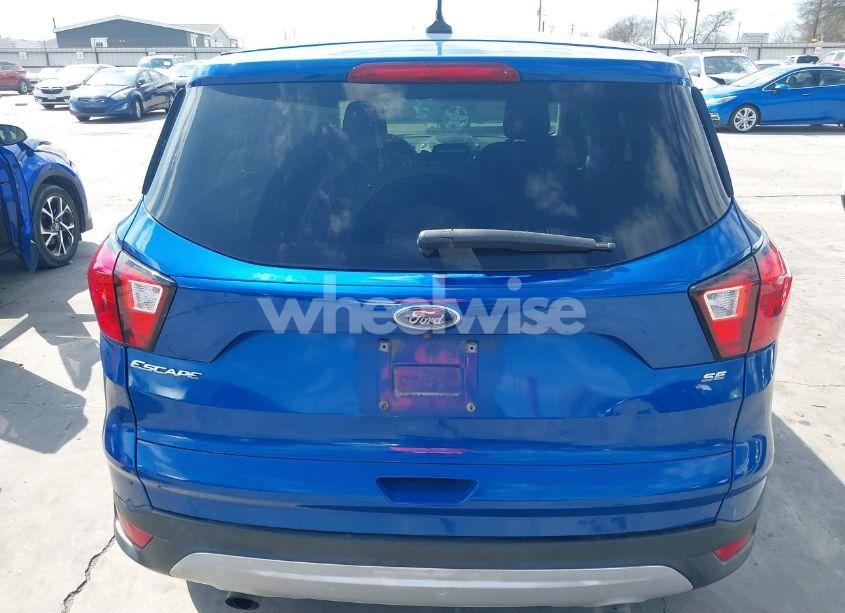 Photo 16 of 2019 Ford Escape SE (VIN 1FMCU0GD4KUB77720)