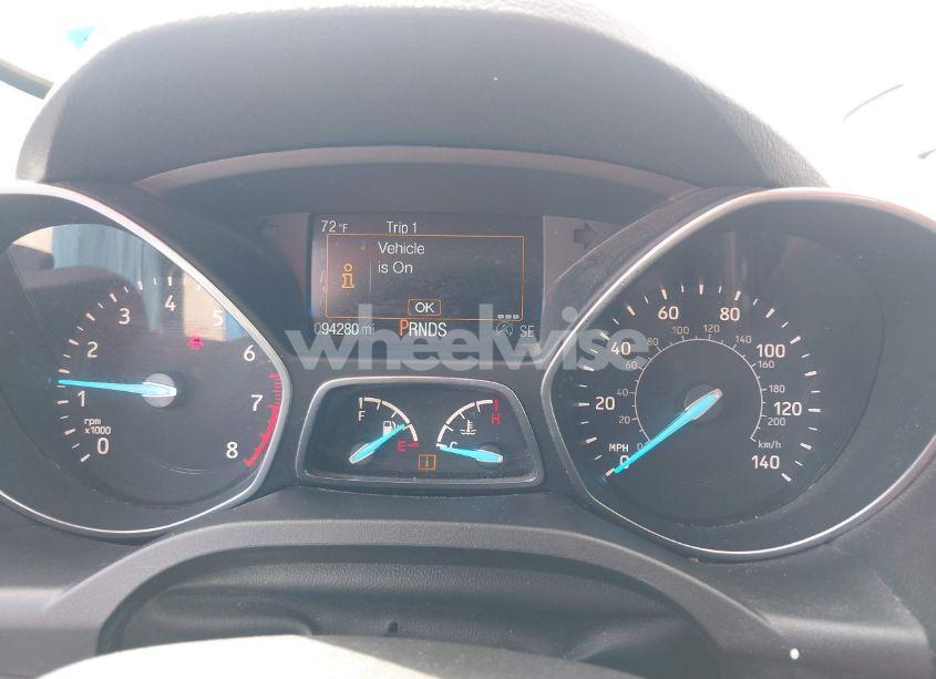 Photo 7 of 2019 Ford Escape SE (VIN 1FMCU0GD4KUB77720)