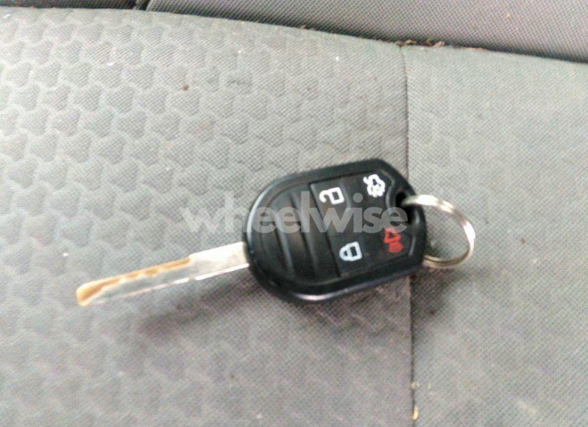 Photo 11 of 2017 Ford Escape SE (VIN 1FMCU0GD5HUA03616)