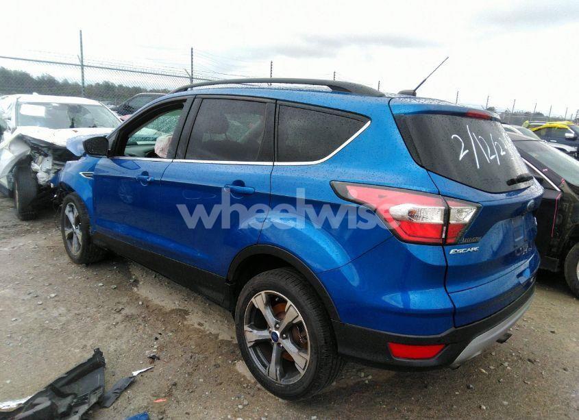 Photo 3 of 2017 Ford Escape SE (VIN 1FMCU0GD5HUA03616)