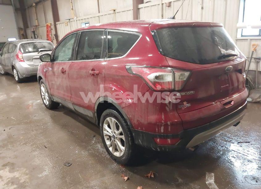 Photo 3 of 2017 Ford Escape SE (VIN 1FMCU0GD5HUA19220)