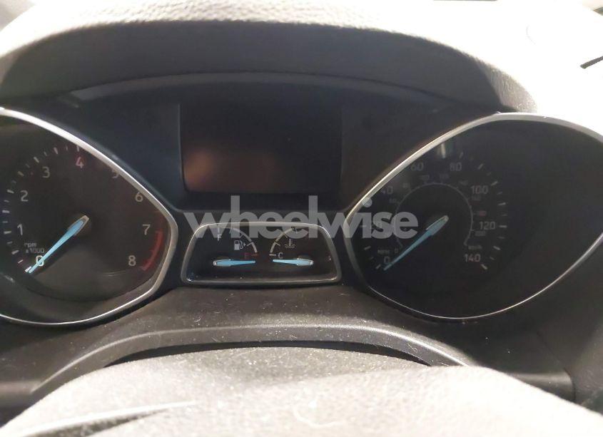 Photo 7 of 2017 Ford Escape SE (VIN 1FMCU0GD5HUA19220)