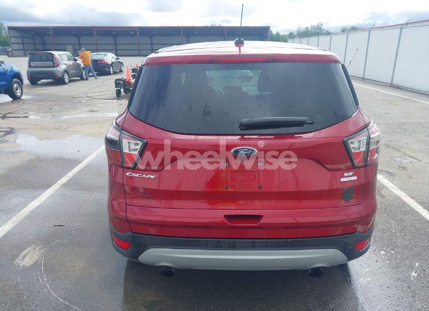 Photo 16 of 2017 Ford Escape SE (VIN 1FMCU0GD5HUA37443)
