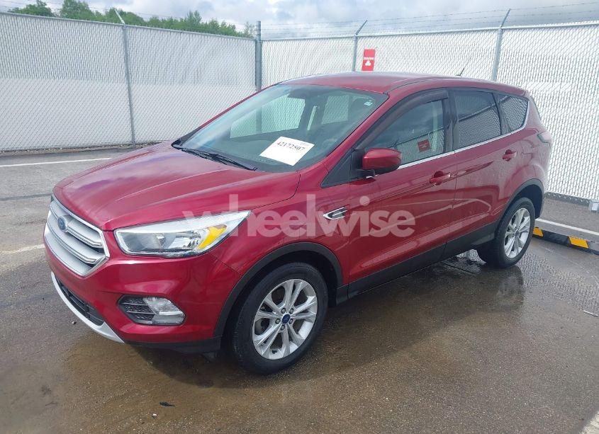 Photo 2 of 2017 Ford Escape SE (VIN 1FMCU0GD5HUA37443)