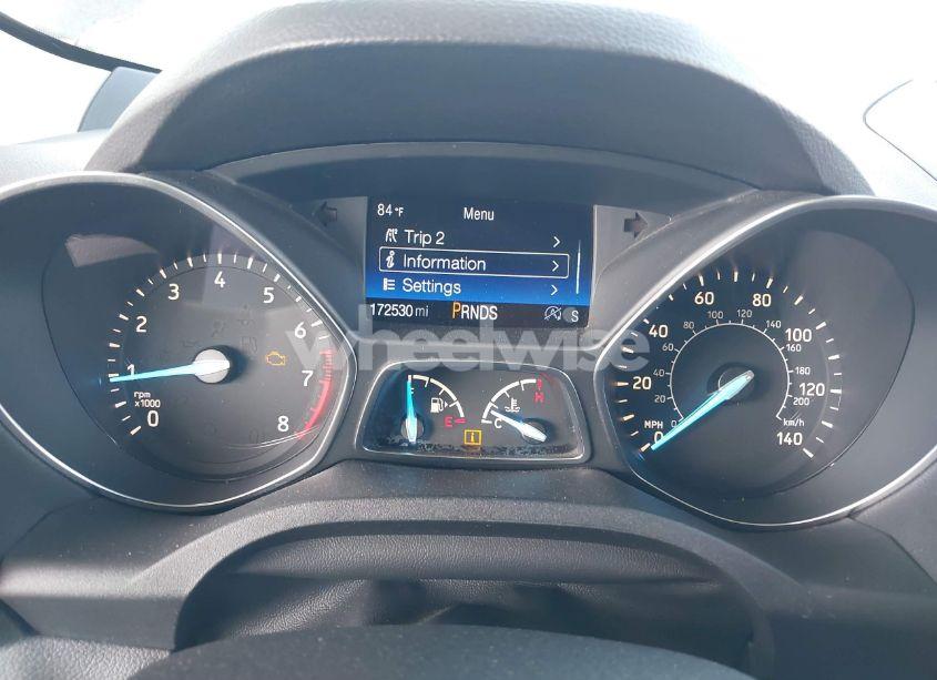 Photo 7 of 2017 Ford Escape SE (VIN 1FMCU0GD5HUA58132)