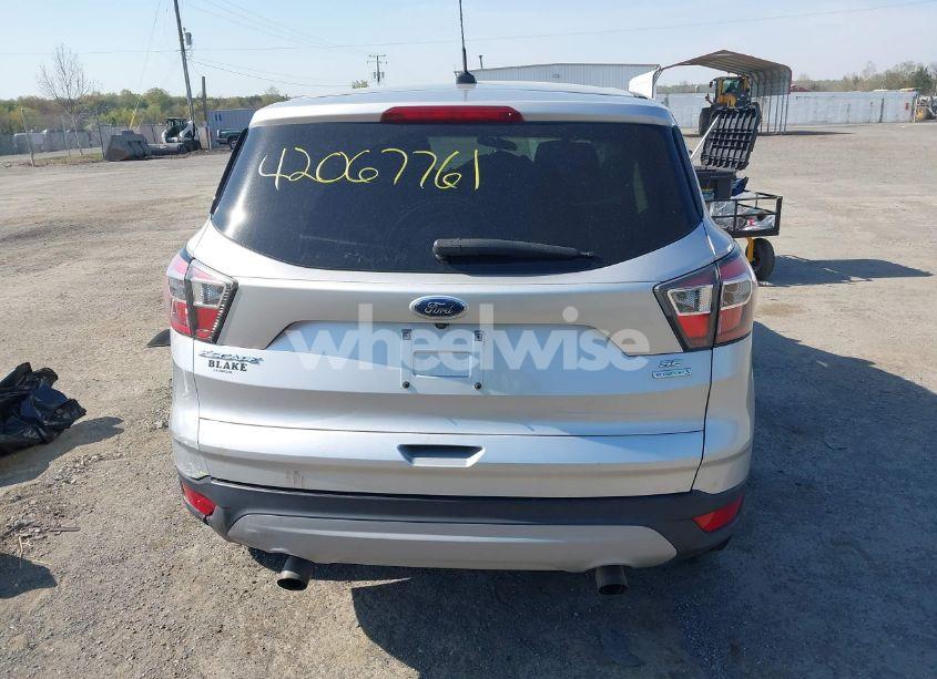 Photo 17 of 2017 Ford Escape SE (VIN 1FMCU0GD5HUA58342)