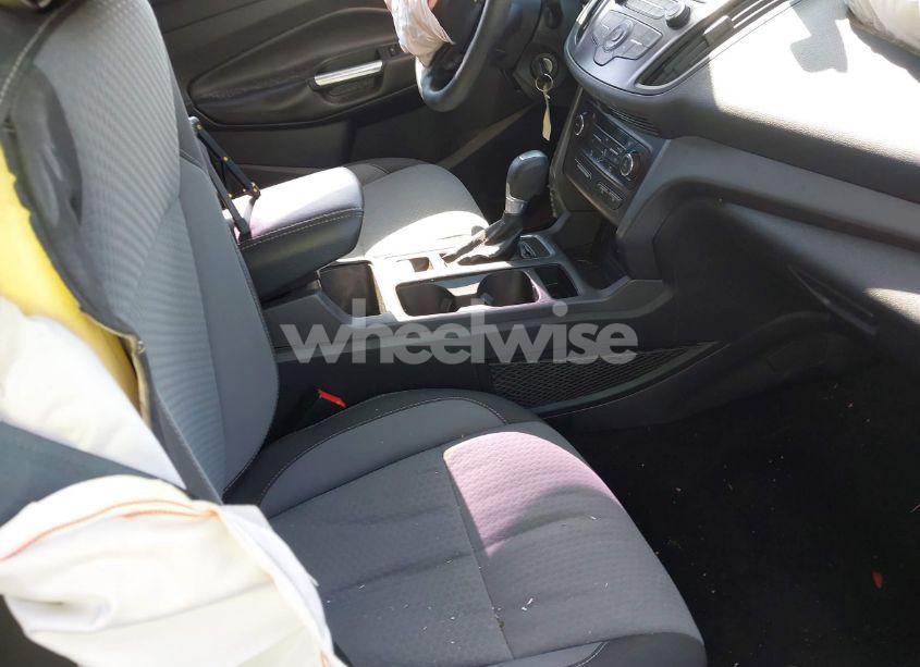 Photo 5 of 2017 Ford Escape SE (VIN 1FMCU0GD5HUA58342)