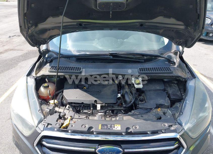 Photo 10 of 2017 Ford Escape SE (VIN 1FMCU0GD5HUB00721)