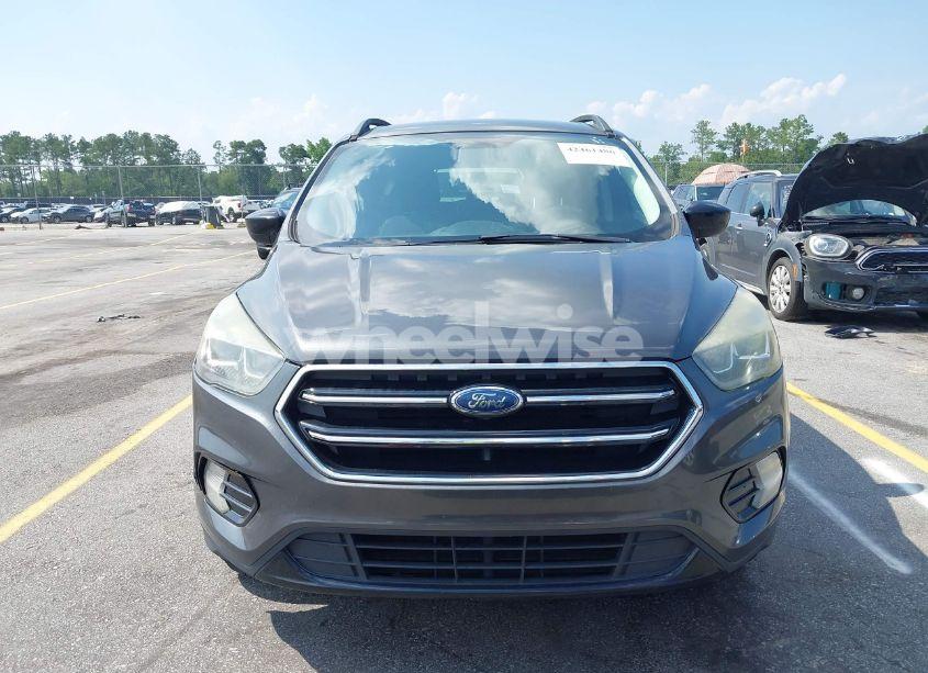 Photo 12 of 2017 Ford Escape SE (VIN 1FMCU0GD5HUB00721)