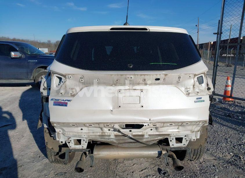 Photo 17 of 2017 Ford Escape SE (VIN 1FMCU0GD5HUB35744)