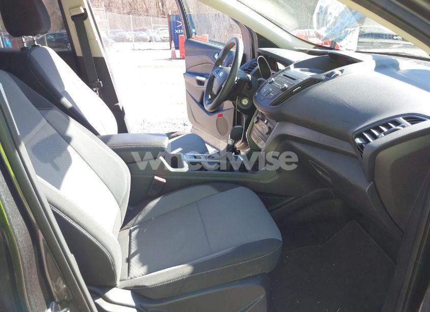 Photo 5 of 2017 Ford Escape SE (VIN 1FMCU0GD5HUB57288)