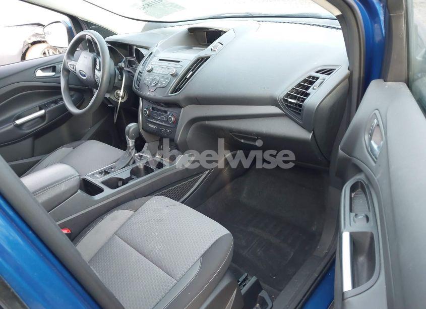 Photo 5 of 2017 Ford Escape SE (VIN 1FMCU0GD5HUB65682)