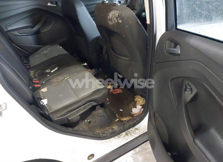 Photo 8 of 2017 Ford Escape SE (VIN 1FMCU0GD5HUB78724)