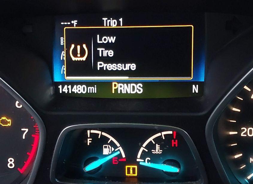 Photo 16 of 2017 Ford Escape SE (VIN 1FMCU0GD5HUC35729)