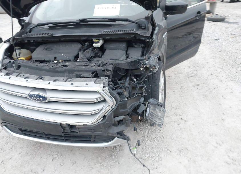 Photo 6 of 2017 Ford Escape SE (VIN 1FMCU0GD5HUC35729)